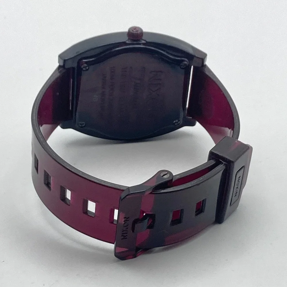 Nixon The Time Teller P Mens Watch 39mm Purple Minimal Polycarbonate New Battery